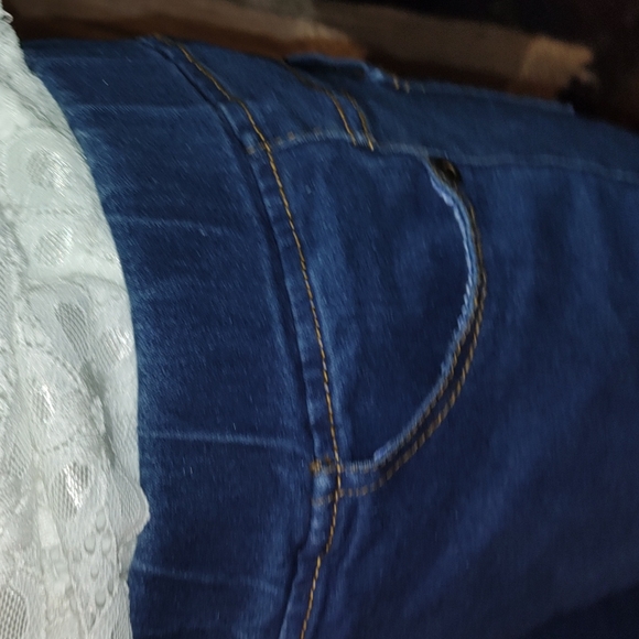 Jeans with stretch waistband - Picture 3 of 7